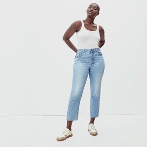 COPY - Everlane Curvy '90s Cheeky Jean, Sunbleached Blue, 26 ankle